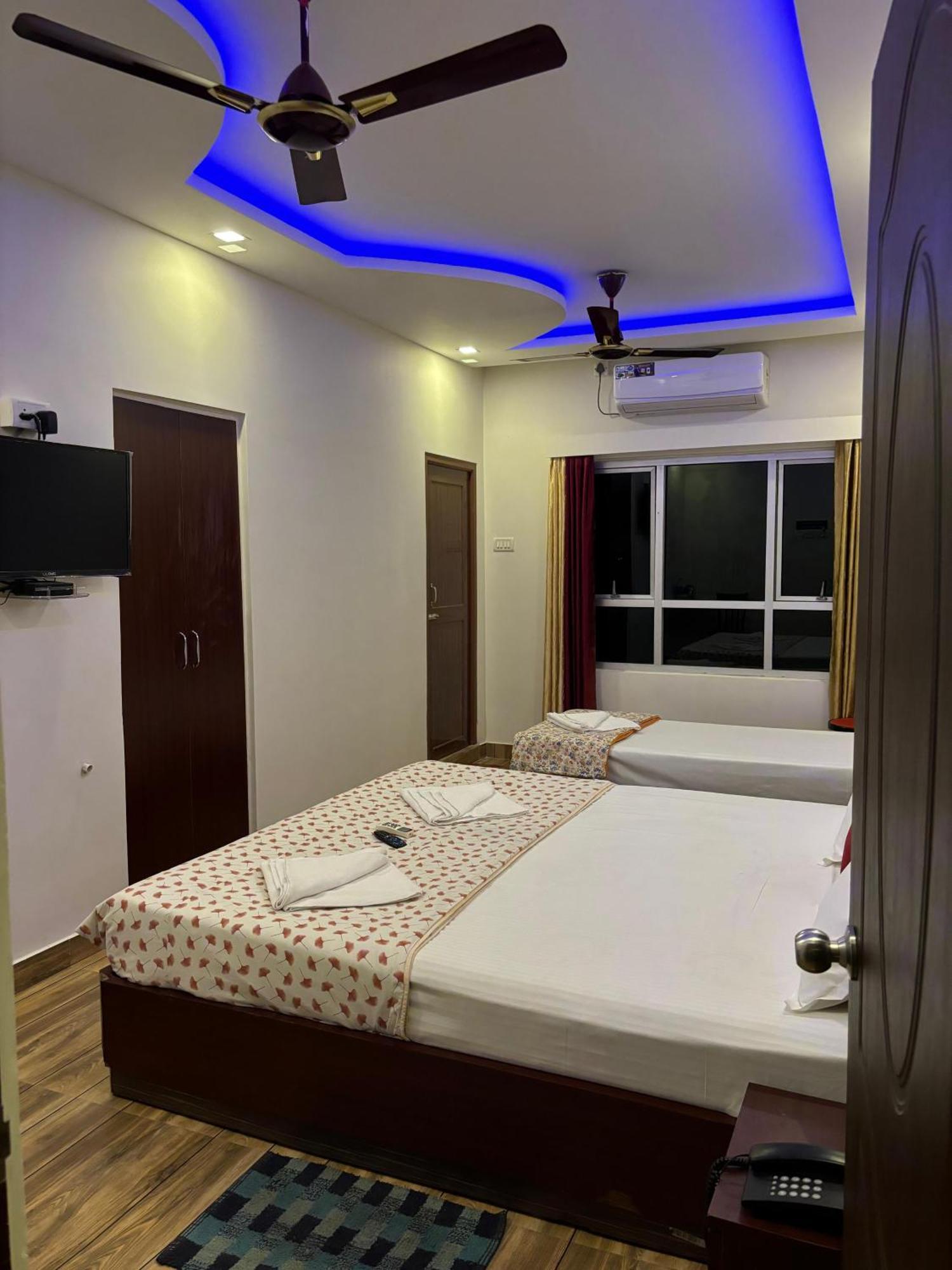 The Tamarind Tree Hotel & Restaurant Shadipur Экстерьер фото