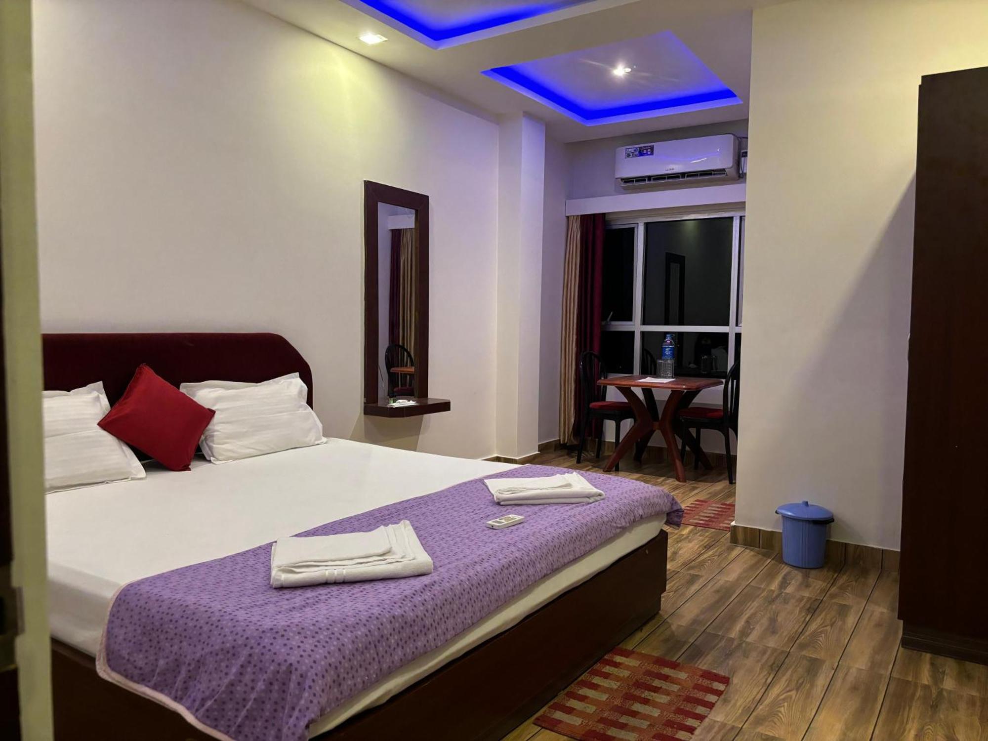 The Tamarind Tree Hotel & Restaurant Shadipur Экстерьер фото