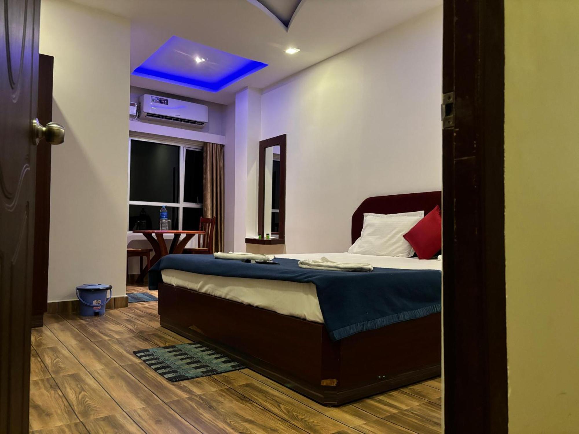 The Tamarind Tree Hotel & Restaurant Shadipur Экстерьер фото